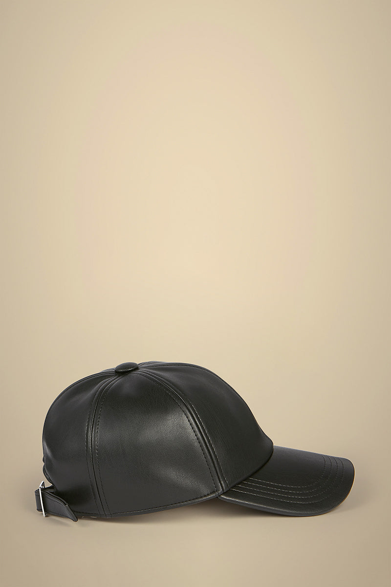 Liviana Conti Cap Black